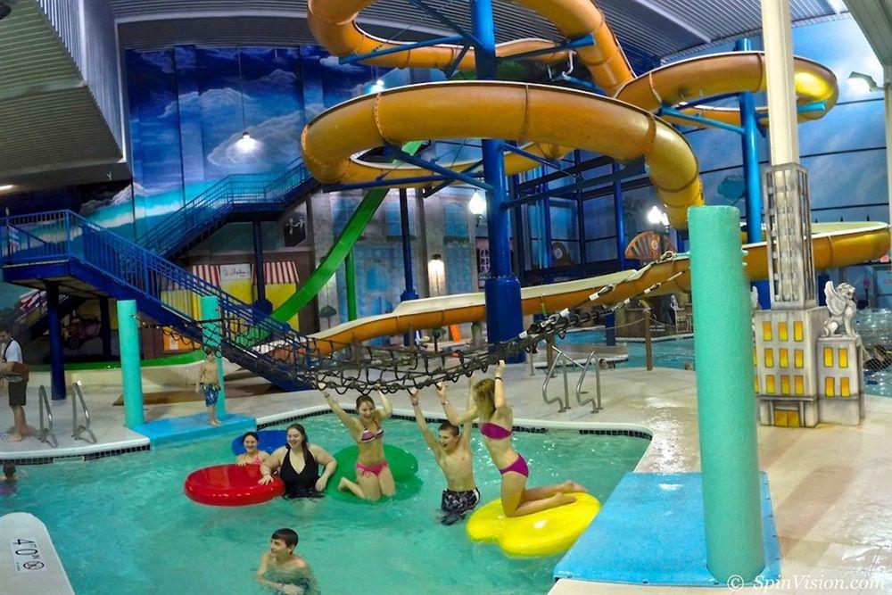 Metropolis Resort - О-Клер Екстер'єр фото