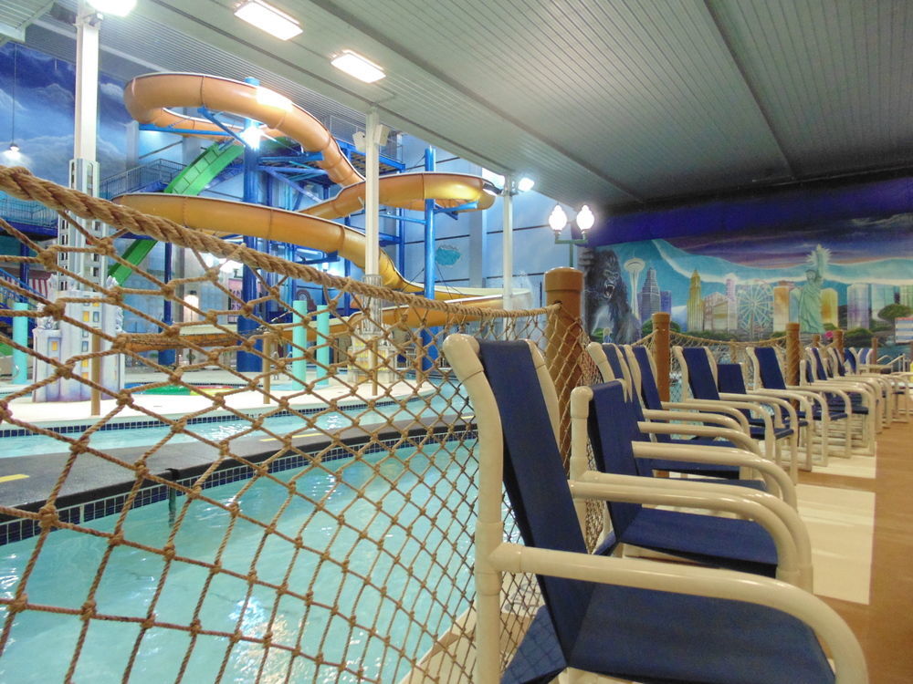 Metropolis Resort - О-Клер Екстер'єр фото