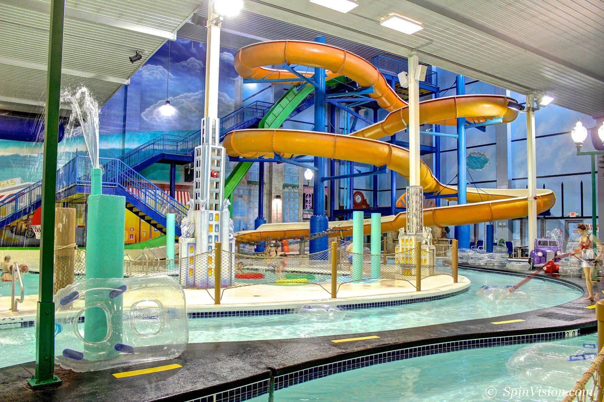 Metropolis Resort - О-Клер Екстер'єр фото